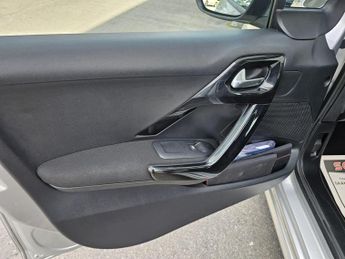 Peugeot 208 1.2 PureTech Active Euro 6 5dr