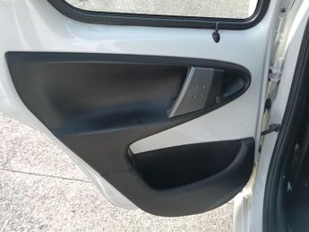 Toyota AYGO 1.0 VVT-i Active Plus Euro 5 5dr