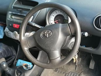 Toyota AYGO 1.0 VVT-i Active Plus Euro 5 5dr