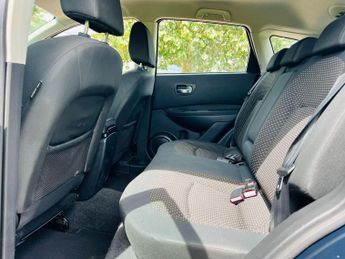 Nissan Qashqai 2.0 Acenta CVT 5dr