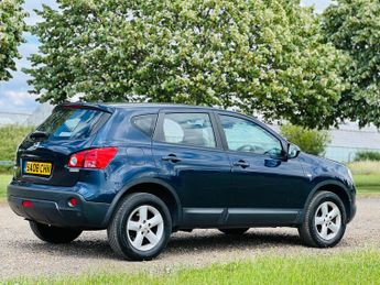 Nissan Qashqai 2.0 Acenta CVT 5dr