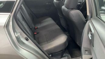 Toyota Auris 1.8 VVT-h Icon Tech Touring Sports CVT Euro 6 (s/s) 5dr