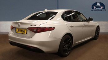 Alfa Romeo Giulia 2.0T Nero Edizione Auto Euro 6 (s/s) 4dr
