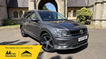Volkswagen Tiguan 2.0 TDI BlueMotion Tech SE Navigation DSG 4Motion Euro 6 (s/s) 5
