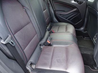 Mercedes-Benz GLA 2.1 GLA220d AMG Line (Premium) 7G-DCT 4MATIC Euro 6 (s/s) 5dr