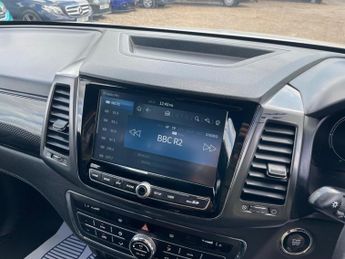 SsangYong Musso 2.2D Saracen Auto 4WD Euro 6 4dr