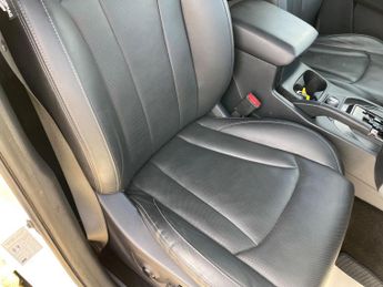 SsangYong Musso 2.2D Saracen Auto 4WD Euro 6 4dr