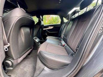 Audi A4 2.0 TDI S line S Tronic quattro Euro 6 (s/s) 4dr