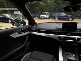 Audi A4 2.0 TDI S line S Tronic quattro Euro 6 (s/s) 4dr