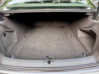 Audi A4 2.0 TDI S line S Tronic quattro Euro 6 (s/s) 4dr
