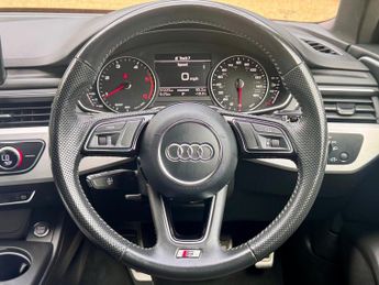 Audi A4 2.0 TDI S line S Tronic quattro Euro 6 (s/s) 4dr