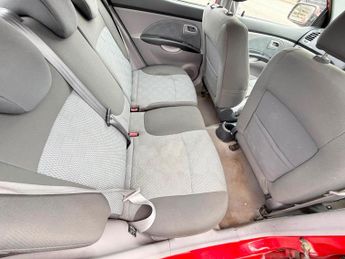 Kia Picanto 1.1 LX 5dr
