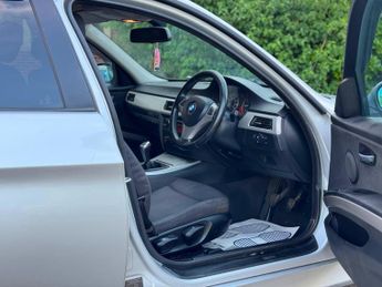 BMW 3 Series 2.0 320i SE Touring Euro 4 5dr