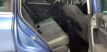 Volkswagen Tiguan 2.0 TDI BlueMotion Tech SE 4WD Euro 5 (s/s) 5dr