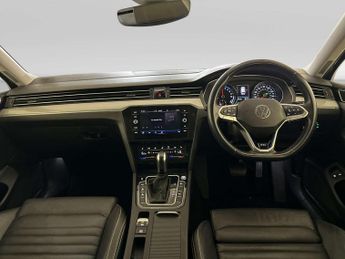 Volkswagen Passat 1.4 TSI 13kWh GTE Estate 5dr Petrol Plug-in Hybrid DSG Euro 6 (s