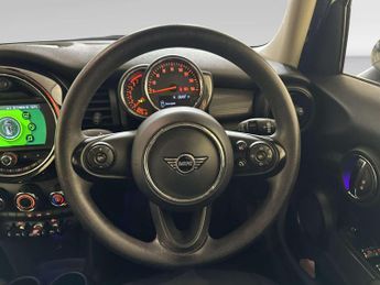 MINI Hatch 1.5 Cooper Classic Hatchback 5dr Petrol Manual Euro 6 (s/s) (136