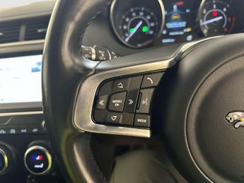 Jaguar E-PACE 2.0 D180 R-Dynamic SE AWD Euro 6 (s/s) 5dr