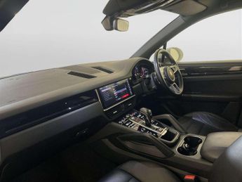 Porsche Cayenne 2.9T V6 S SUV 5dr Petrol TiptronicS 4WD Euro 6 (s/s) (440 ps)