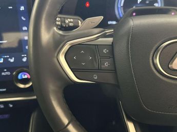 Lexus RZ 450e 71.4kWh Takumi SUV 5dr Electric Auto DIRECT4 (313 ps)