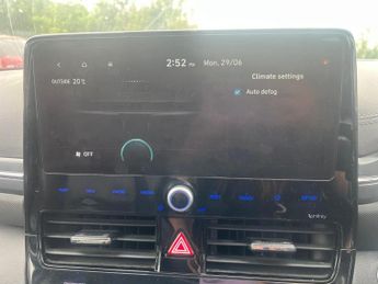 Hyundai IONIQ 38.3kWh Premium SE Auto 5dr