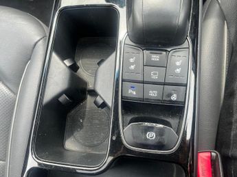 Hyundai IONIQ 38.3kWh Premium SE Auto 5dr