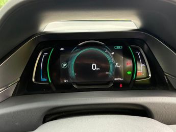 Hyundai IONIQ 38.3kWh Premium SE Auto 5dr