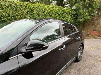 Hyundai IONIQ 38.3kWh Premium SE Auto 5dr