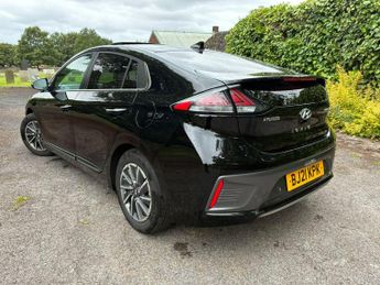 Hyundai IONIQ 38.3kWh Premium SE Auto 5dr