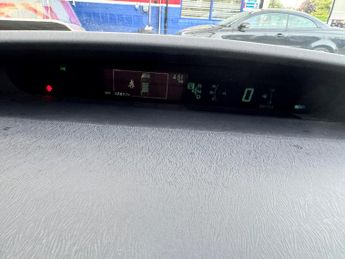 Toyota Prius 1.5 CVT 4dr