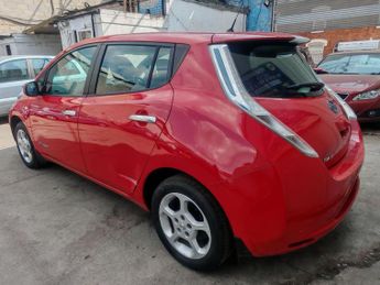Nissan Leaf 30kWh Acenta Auto 5dr