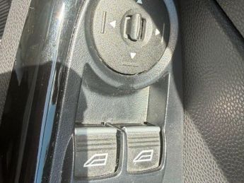 Ford Fiesta 1.0T EcoBoost Zetec Powershift Euro 6 3dr