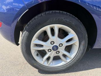 Ford Fiesta 1.0T EcoBoost Zetec Powershift Euro 6 3dr