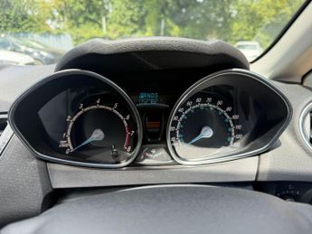 Ford Fiesta 1.0T EcoBoost Zetec Powershift Euro 6 3dr