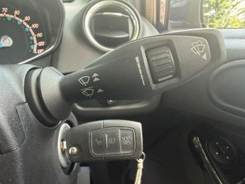 Ford Fiesta 1.0T EcoBoost Zetec Powershift Euro 6 3dr