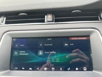 Land Rover Range Rover Evoque 2.0 P200 MHEV R-Dynamic S Auto 4WD Euro 6 (s/s) 5dr