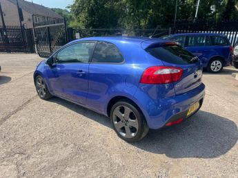 Kia Rio 1.4 CRDi EcoDynamics 3 Euro 5 (s/s) 3dr