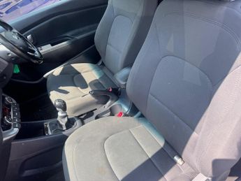 Kia Rio 1.4 CRDi EcoDynamics 3 Euro 5 (s/s) 3dr
