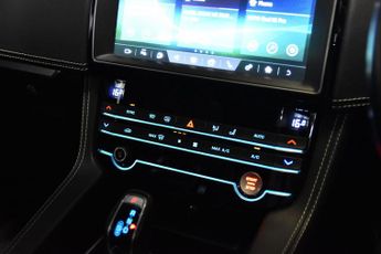 Jaguar F-PACE 5.0 V8 SVR Quickshift AWD Euro 6 (s/s) 5dr