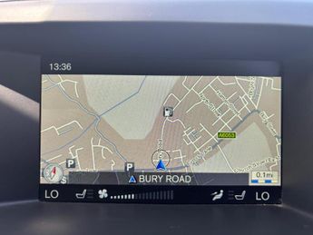 Volvo XC60 2.4 D5 R-Design Nav Geartronic AWD Euro 5 5dr