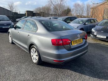 Volkswagen Jetta 1.6 TDI BlueMotion Tech S Euro 5 (s/s) 4dr