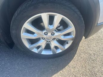 Vauxhall Antara 2.2 CDTi SE 4WD Euro 5 (s/s) 5dr (SNav)