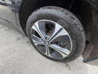 Nissan Leaf 40kWh N-Connecta Auto 5dr