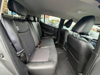 Nissan Leaf 40kWh N-Connecta Auto 5dr