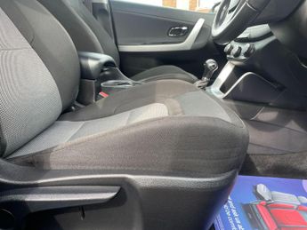 Kia Ceed 1.6 CRDi 2 Hatchback 5dr Diesel DCT Euro 6 (s/s) (134 bhp)