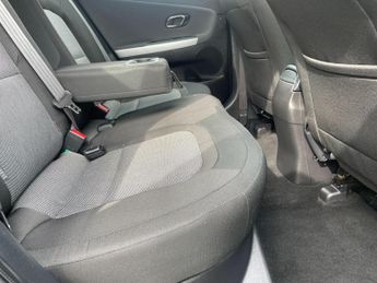 Kia Ceed 1.6 CRDi 2 Hatchback 5dr Diesel DCT Euro 6 (s/s) (134 bhp)
