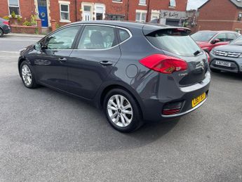 Kia Ceed 1.6 CRDi 2 Hatchback 5dr Diesel DCT Euro 6 (s/s) (134 bhp)