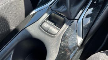 Toyota Corolla 1.8 VVT-h Icon CVT Euro 6 (s/s) 5dr
