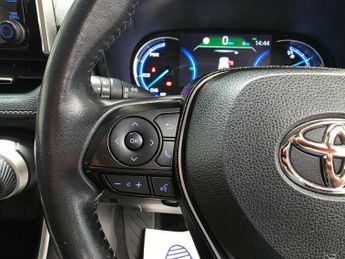 Toyota RAV4 2.5 VVT-h Design CVT 4WD Euro 6 (s/s) 5dr