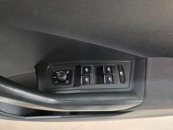 Volkswagen T-Roc 1.5 TSI EVO SE DSG Euro 6 (s/s) 5dr