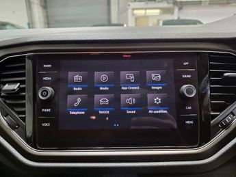 Volkswagen T-Roc 1.5 TSI EVO SE DSG Euro 6 (s/s) 5dr